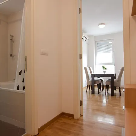 Belville Bel Lux فندق