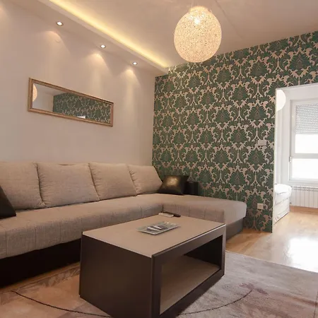 Belville Bel Lux فندق بلغراد